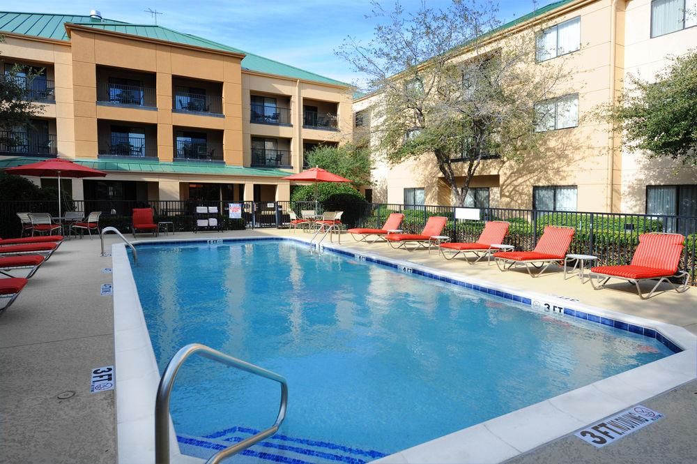 Courtyard By Marriott Dallas Plano In Legacy Park Экстерьер фото