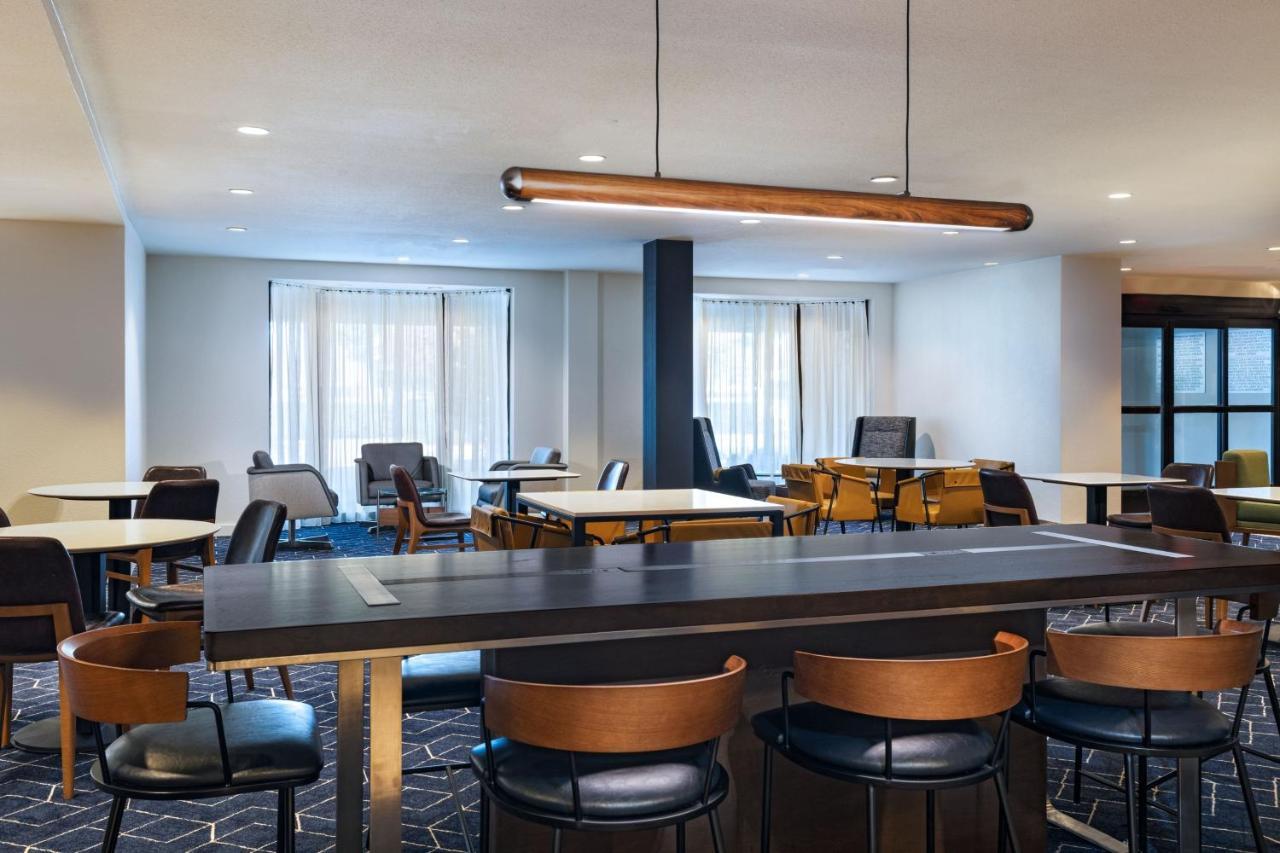 Courtyard By Marriott Dallas Plano In Legacy Park Экстерьер фото