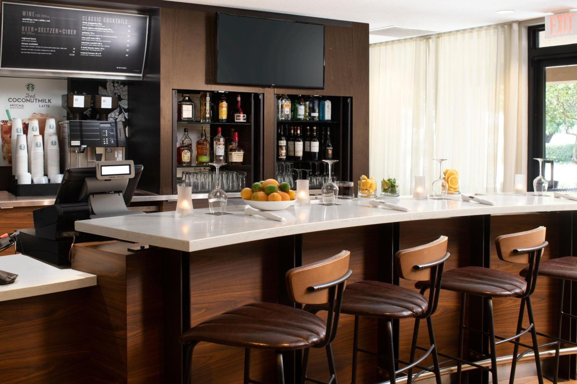 Courtyard By Marriott Dallas Plano In Legacy Park Экстерьер фото