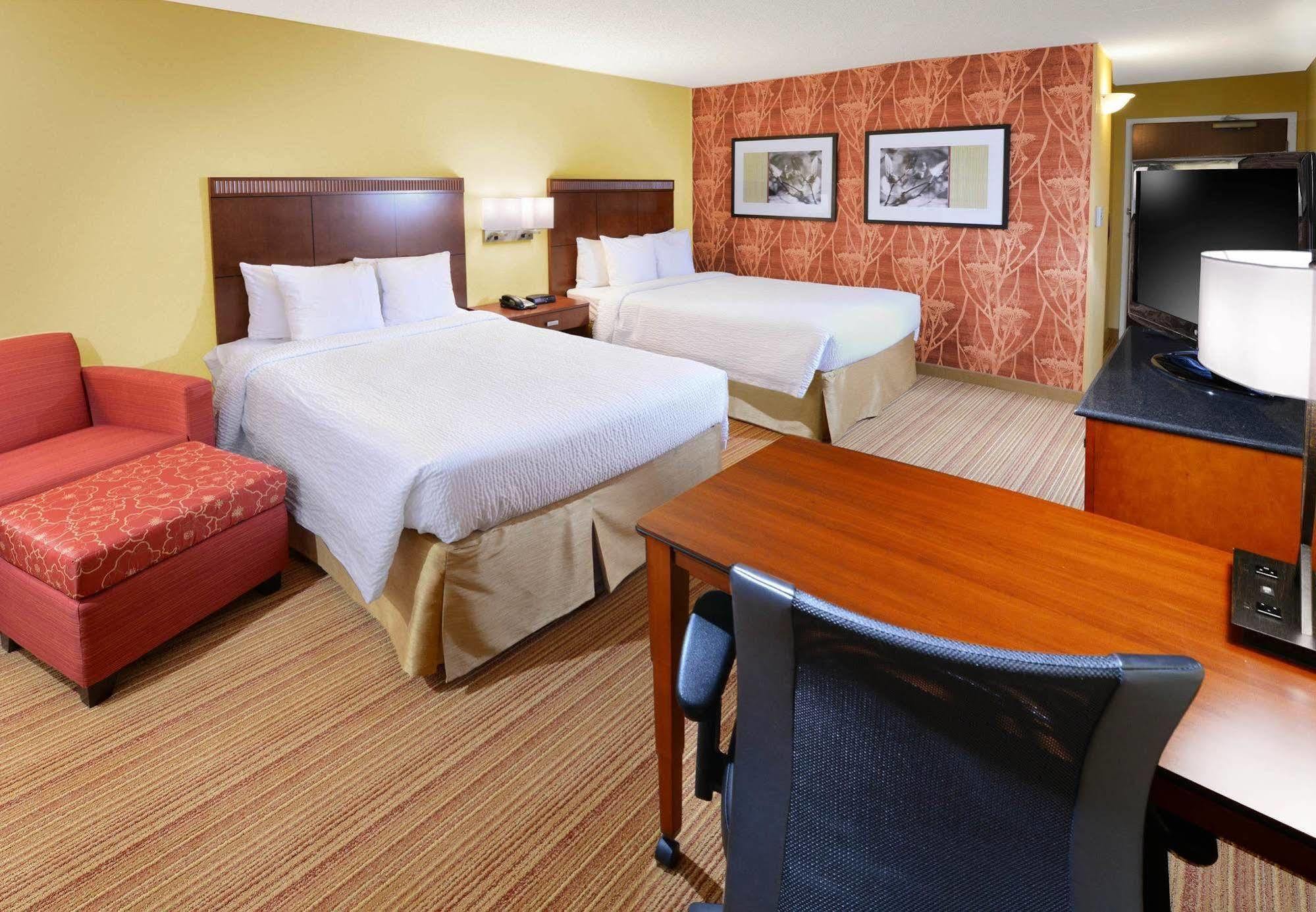 Courtyard By Marriott Dallas Plano In Legacy Park Экстерьер фото